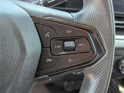 Used 2024 Chevrolet Trax LS w/ LS Convenience Package image 21