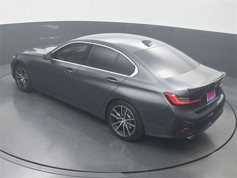 Used 2020 BMW 330i Sedan w/ Convenience Package image 23
