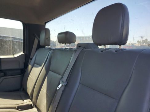 Used 2018 Ford F250 XL w/ Power Equipment Group image 9