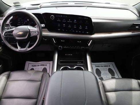 Used 2025 Chevrolet Tahoe LT AWD/4WD image 24