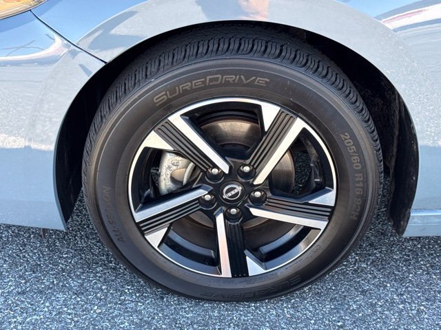 Used 2025 Nissan Sentra SV FWD image 18