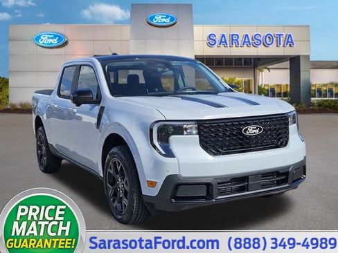 New 2025 Ford Maverick Lariat w/ Black Appearance Package image 1