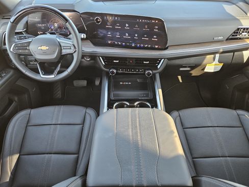 New 2026 Chevrolet Suburban High Country AWD/4WD image 19