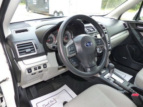 Used 2016 Subaru Forester 2.5i Limited AWD/4WD image 21
