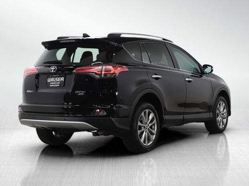 Used 2016 Toyota RAV4 Limited image 5