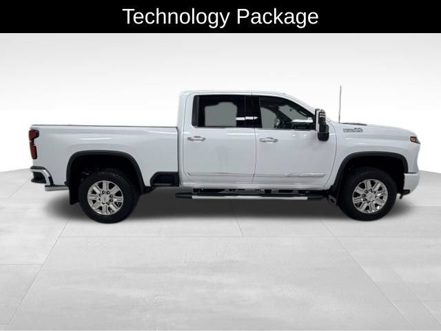 Certified 2026 Chevrolet Silverado 3500 High Country w/ High Country Premium Package AWD/4WD image 5