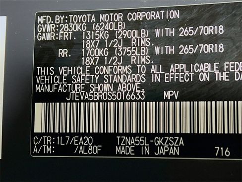 Certified 2025 Toyota 4Runner TRD Off-Road Premium image 27