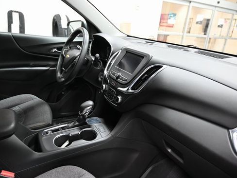 Used 2024 Chevrolet Equinox LT image 14