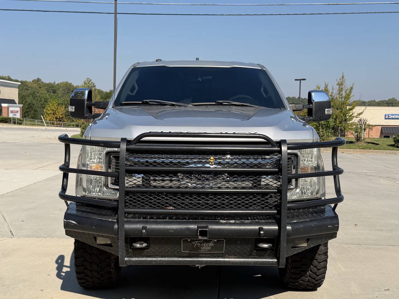 Used 2017 Ford F250 XLT w/ XLT Premium Package AWD/4WD image 2