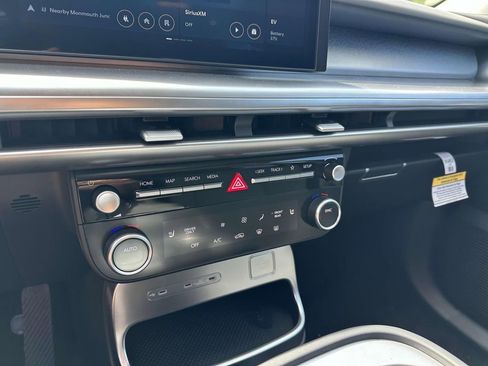 New 2026 Hyundai Ioniq 9 SE AWD/4WD image 22