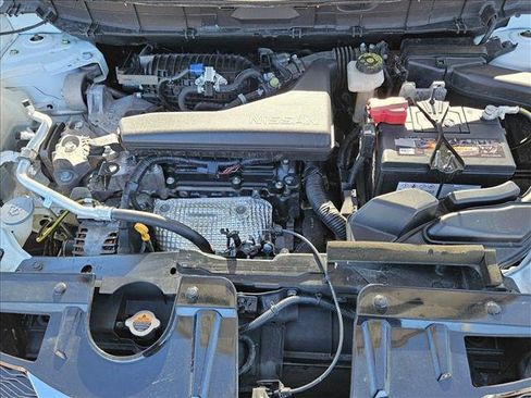 Used 2016 Nissan Rogue S FWD image 21