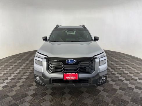 Used 2026 Subaru Outback Premium AWD/4WD image 2