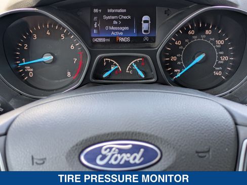 Certified 2018 Ford Escape SEL FWD image 28