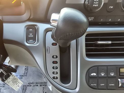 Used 2005 Honda Odyssey Touring image 53