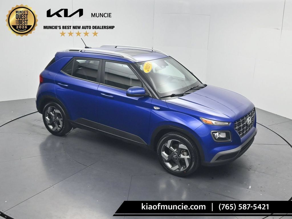 Used 2024 Hyundai Venue SEL FWD image 42