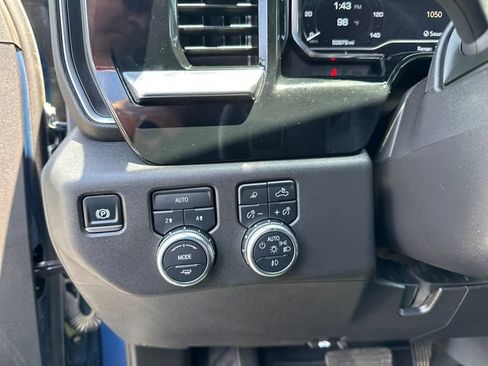 Certified 2024 GMC Sierra 1500 SLT AWD/4WD image 14