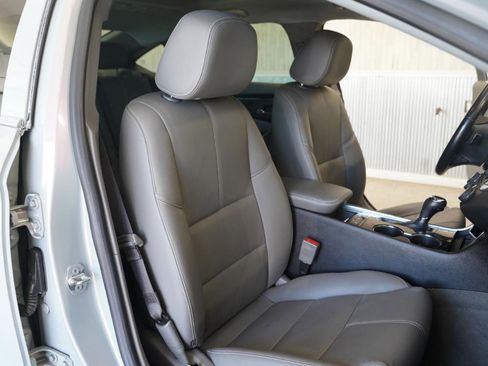 Used 2017 Chevrolet Impala LT w/ Leather Package FWD image 29