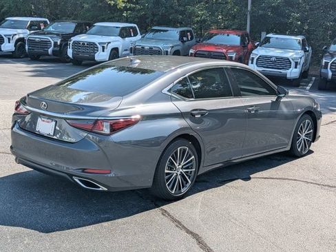 Used 2025 Lexus ES 350 w/ Premium Package FWD image 7
