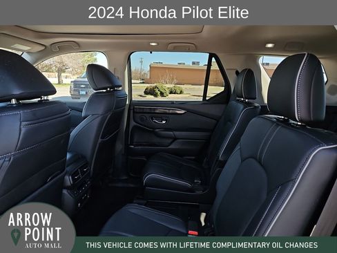 Used 2024 Honda Pilot Elite image 18