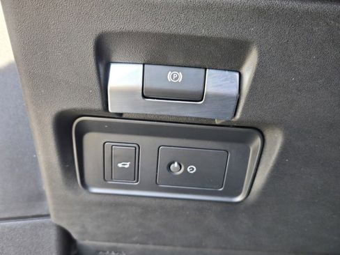 Used 2021 Land Rover Range Rover Evoque SE image 29