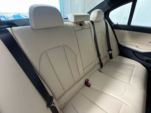 Used 2026 BMW 330i Sedan w/ Convenience Package RWD image 28