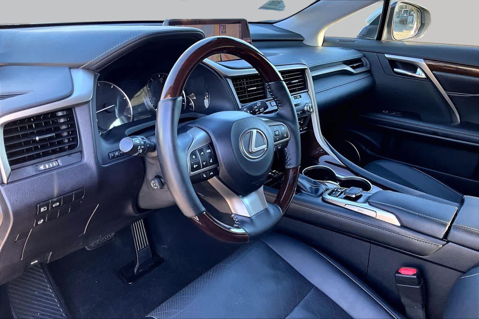 Used 2017 Lexus RX 350 FWD w/ Premium Package image 16