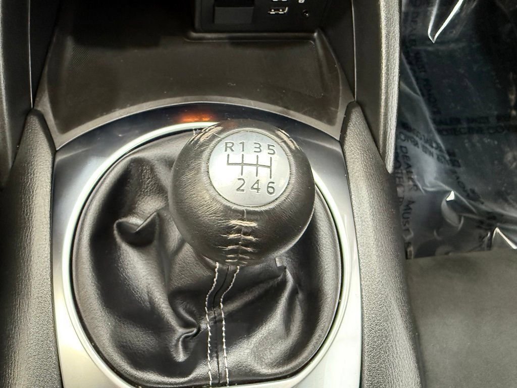Used 2022 MAZDA MX-5 Miata Club RWD image 29