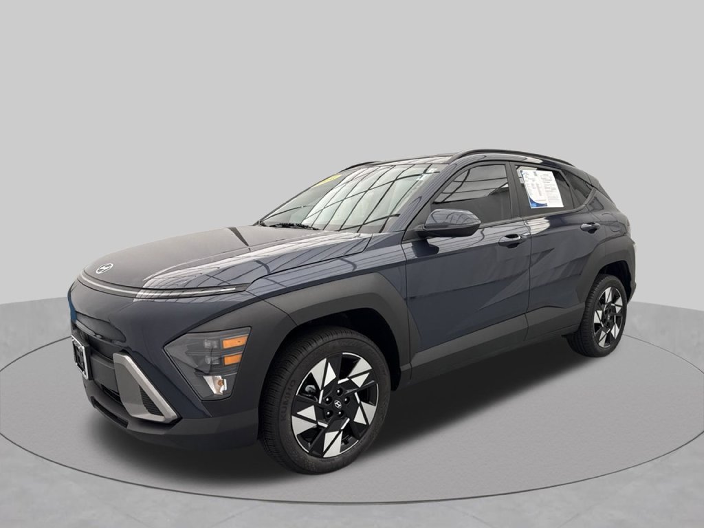 Used 2024 Hyundai Kona SEL AWD/4WD image 3