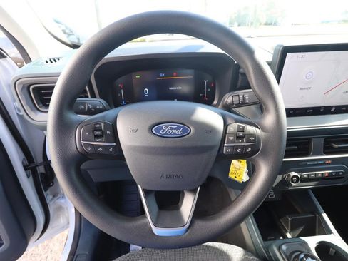 New 2025 Ford Maverick XL w/ Equipment Group 101A image 17