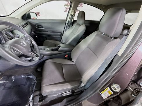 Used 2021 Honda HR-V EX image 25
