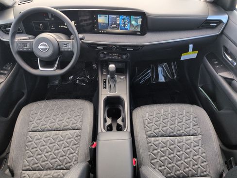 New 2026 Nissan Kicks SV FWD image 10