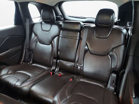 Used 2014 Jeep Cherokee Trailhawk image 21