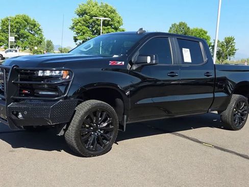 Used 2020 Chevrolet Silverado 1500 LT Trail Boss AWD/4WD image 4