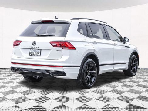 Used 2023 Volkswagen Tiguan SE R-Line AWD/4WD image 13