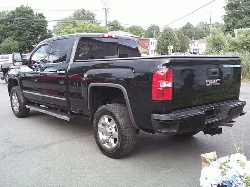Used 2017 GMC Sierra 3500 Denali AWD/4WD image 7