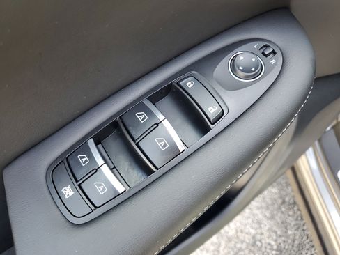 Used 2024 INFINITI QX50 Pure image 28