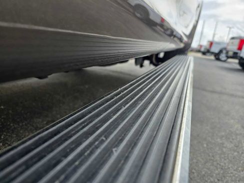 Used 2019 Ford F250 Lariat w/ Lariat Value Package image 17