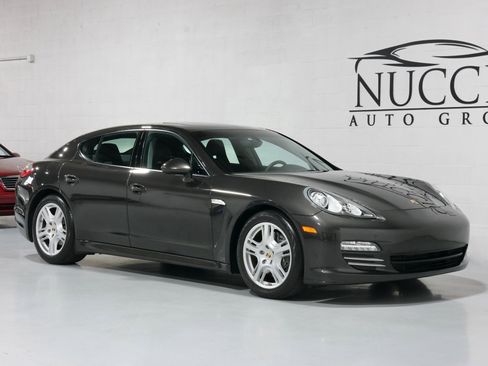 Used 2011 Porsche Panamera image 33