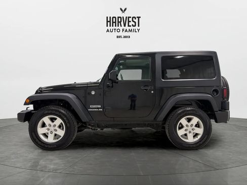 Used 2017 Jeep Wrangler Sport w/ Quick Order Package 24S AWD/4WD image 2