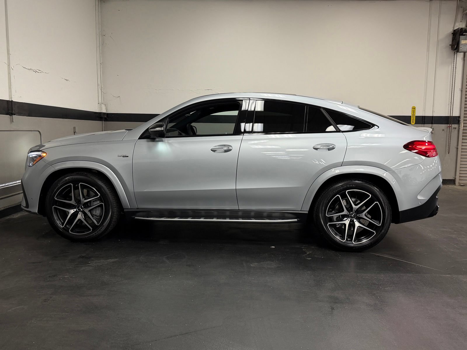 New 2026 Mercedes-Benz GLE 53 AMG 4MATIC Coupe image 9