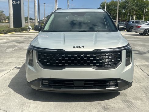 New 2026 Kia Carnival SX FWD image 3
