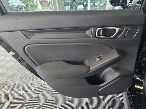 Used 2025 Honda Civic Sport image 37
