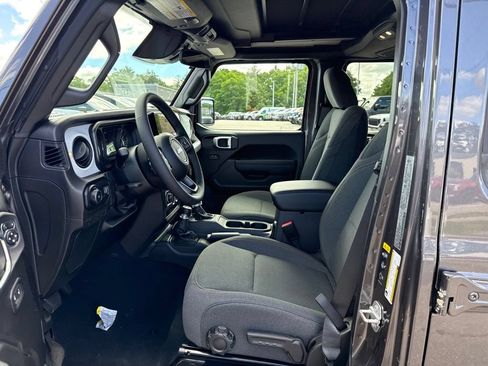 New 2026 Jeep Wrangler Unlimited Sport AWD/4WD image 16
