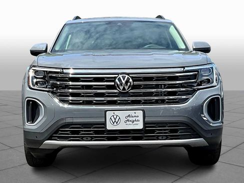 New 2026 Volkswagen Atlas SE image 3