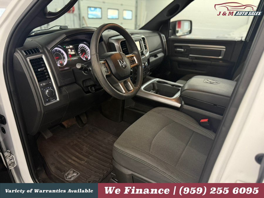Used 2022 RAM 1500 Warlock AWD/4WD image 17