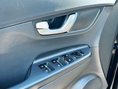 Used 2020 Hyundai Kona Ultimate w/ Cargo Package image 18