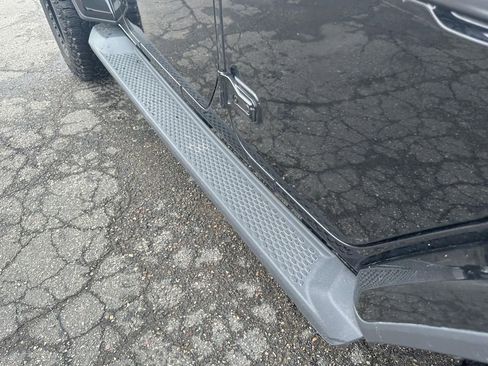 Used 2018 Jeep Wrangler Unlimited Sahara w/ Cold Weather Group image 12