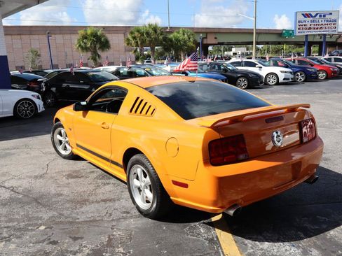 Used 2007 Ford Mustang GT RWD image 5