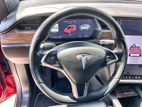 Used 2020 Tesla Model X Long Range AWD/4WD image 17