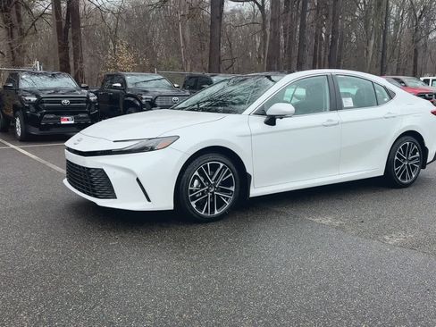 New 2026 Toyota Camry XLE AWD/4WD image 4